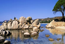 pg国际官网：库里生涯第23次单场40分&10+三分 他进联盟之前历史仅出现4次.